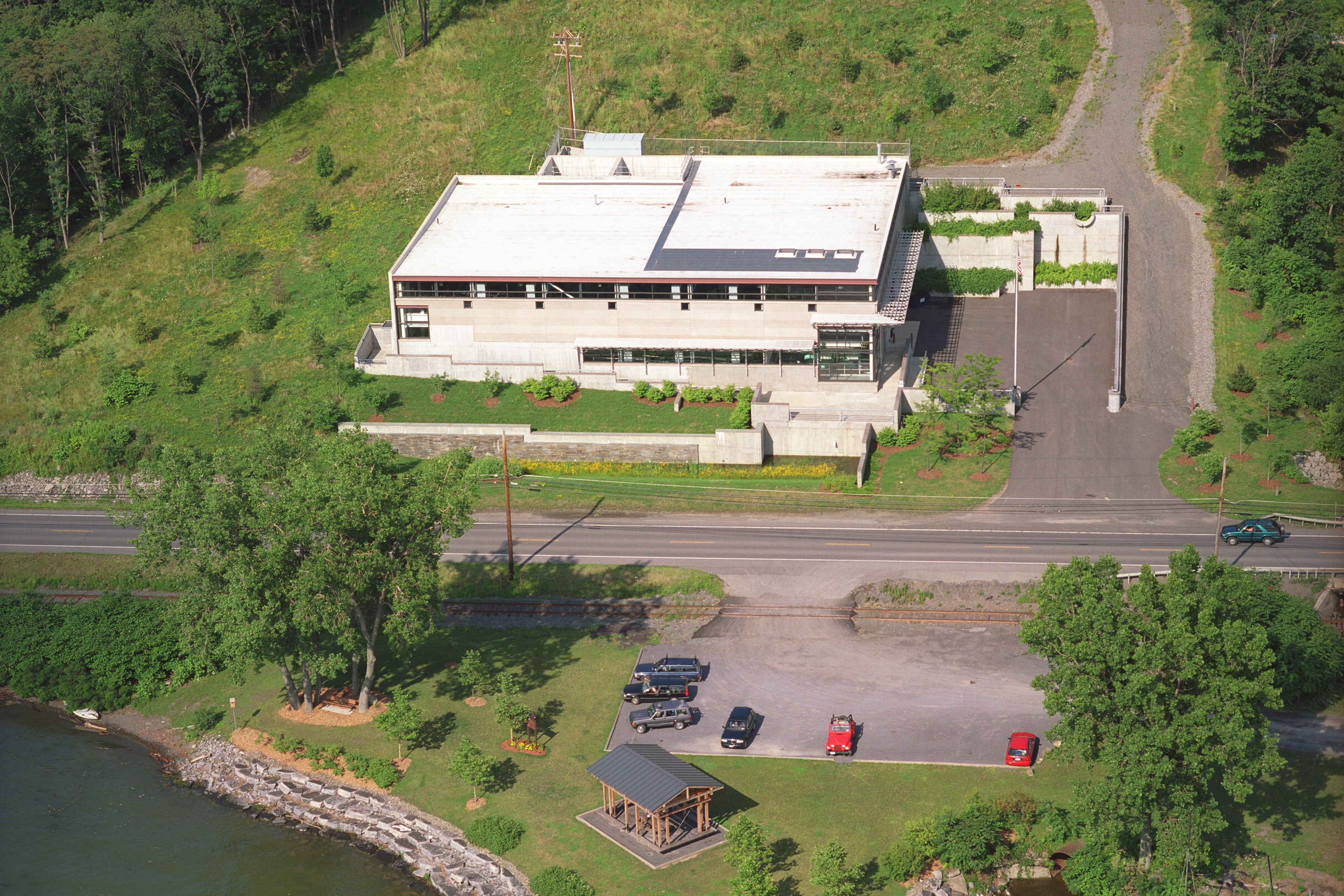 Lake Source Cooling Facility